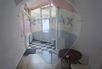 Spațiu comercial, de 81 mp, în Calea București - 12