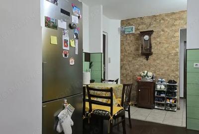 Apartament cu 3 camere decomandat în Zarand - 4
