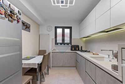 Vila de design, renovata integral 2022, gradina amenaj... - 2