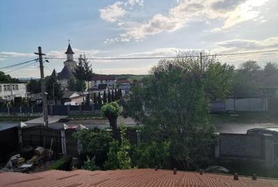 Casă cu 4 camere în Central - 2