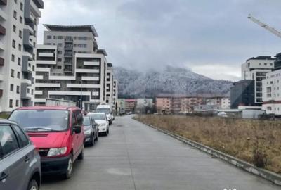 Teren de 500 mp, în Noua - 3