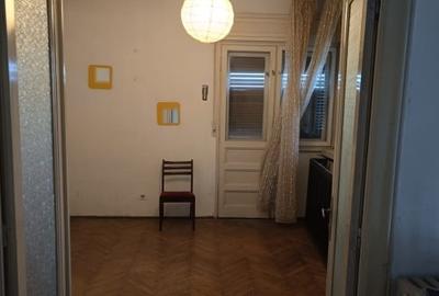 Apartament cu 3 camere semidecomandat în Calea Victoriei - 2