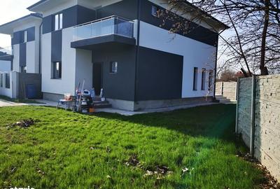 Casă cu 4 camere în Domnești - 2