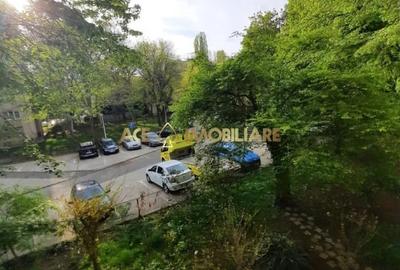 Apartament cu 3 camere decomandat, mobilat în Berceni - 19