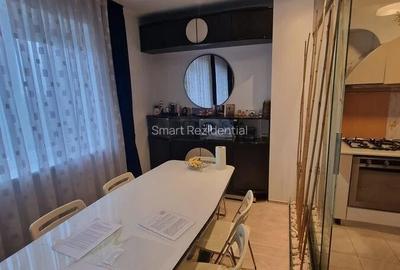 Apartament cu 3 camere decomandat, mobilat în Splaiul Unirii