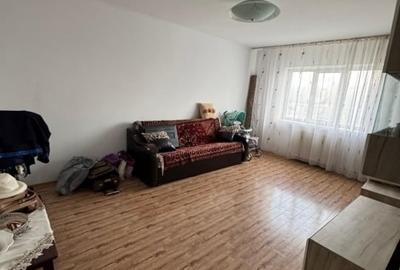 3 Camere Decomandat 70Mp zona BRD Cug - 1