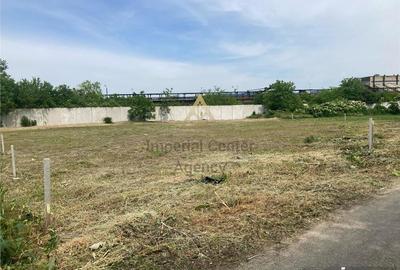 Teren de 2000 mp, în Central - 2