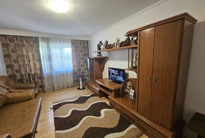 Apartament cu 2 camere decomandat în Eremia