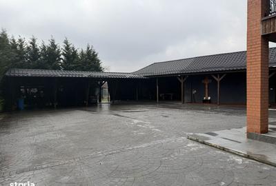 Casă cu 8 camere cu Teren 500 Mp în Celaru - 2