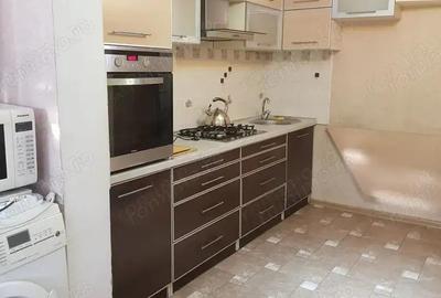 Ofer spre inchiriere garsoniera in zona Crangasi - 3