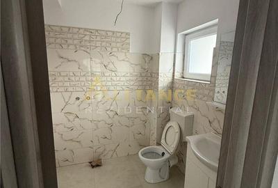 Casă cu 4 camere cu Teren 290 Mp în Central - 9