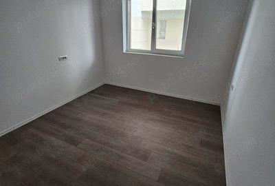 Spațiu comercial, de 56 mp, în Central - 9