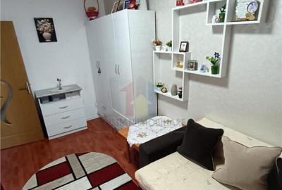 VILA, P 1, Caramida si Boltari, zona Centru - 11