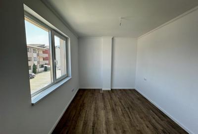 Apartament cu 3 camere semidecomandat în Florești - 5