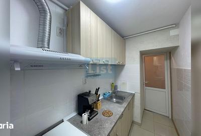 Apartament cu 3 camere în Micro III - 1