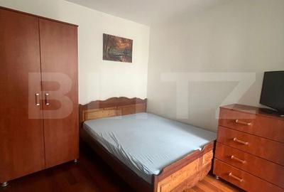 Apartament cu 3 camere semidecomandat în Central