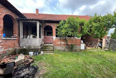 Casă individuală cu 3 camere cu Teren 1699 Mp în Honorici - 5