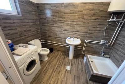 Casă cu Teren 1000 Mp în Tismana - 6