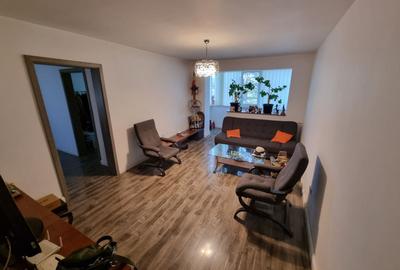 Apartament cu 3 camere circular, mobilat în Tomis Nord