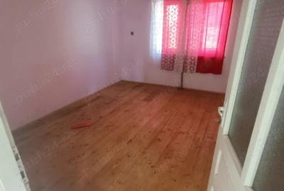 Casă cu 4 camere în Central - 7