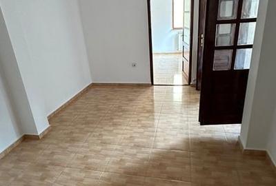 Casă de închiriat în zona Faleza Nord - 18