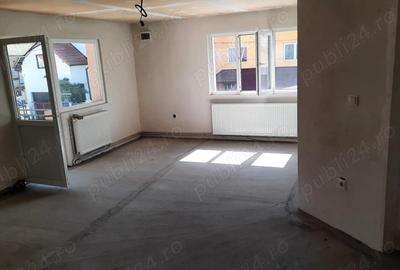 Casă cu 3 camere în Central - 2