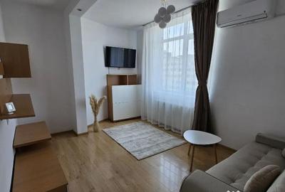 Apartament cu 2 camere decomandat în Tineretului