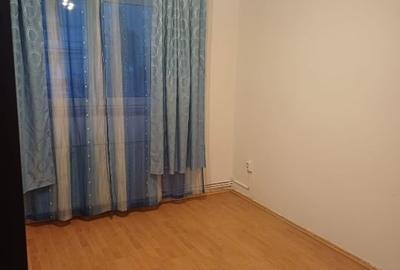 Vând apartament cu 3 camere str. Mihai Viteazu nr.67 Vând apartament cu 3 camere str. Mihai Viteazu nr.67 - 2