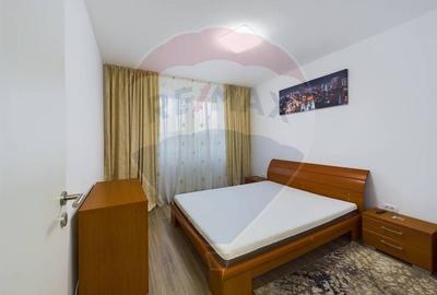 Apartament cu 2 camere decomandat, mobilat în Tractorul - 4