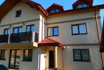 Casă cu 7 camere în Nicolina