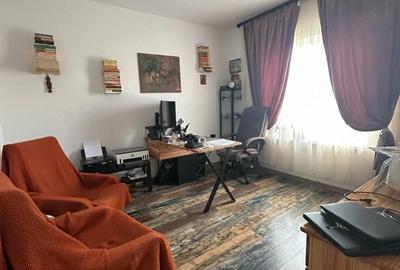 Casă cu 4 camere cu Teren 500 Mp în Olteni - 2