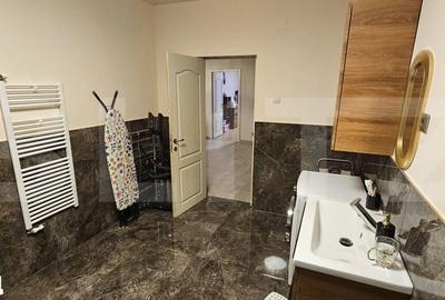 Casă cu 3 camere cu Teren 1212 Mp în Central - 5