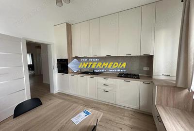 Vanzare Casa NOUA 2025 pe Parter cu 424 mp teren racordata la toate utilitatile Orizont complet - 2