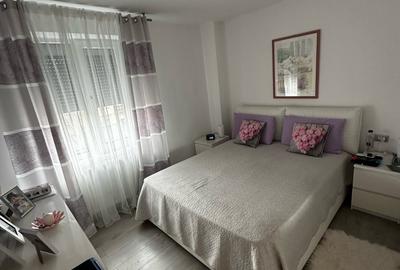 Apartament cu 4 camere decomandat în Găești - 7