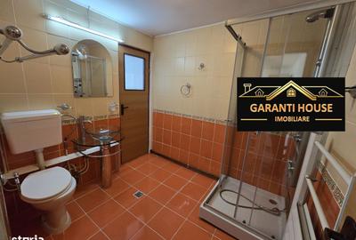 Casă cu 4 camere cu Teren 50 Mp în Central - 3