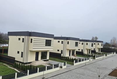 Casă individuală cu 3 camere cu Canalizare în Nord - 1