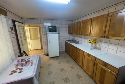 ZONA CENTRALA-CASA 4 CAMERE SUPRAFATA UTILA 89 MP. - 14