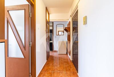 Apartament cu 2 camere decomandat, mobilat în Tractorul - 12