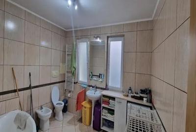 Descoperă Potențialul Casei Spațioase cu 6 Camere în Zona Viilor, București - 10