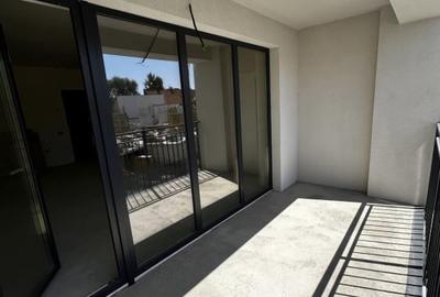 Apartament cu 3 camere semidecomandat în Semicentral - 12