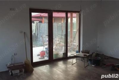 Casă cu 4 camere în Moșnița Nouă
