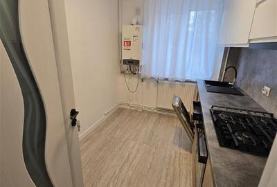 Apartament cu 2 camere semidecomandat în Podu Roș - 5