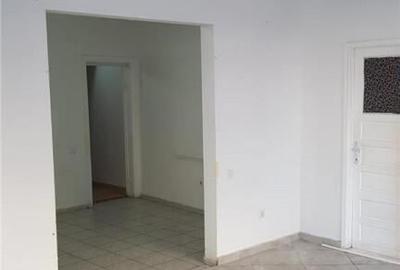 Spațiu comercial, de 53 mp, în Ștefan cel Mare