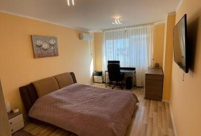 Apartament cu 2 camere decomandat, mobilat în Circumvalațiunii - 1