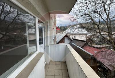 Apartament cu 3 camere în Central - 14