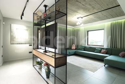 Casă individuală cu 6 camere cu Canalizare în Odăi