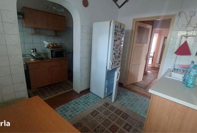 Apartament cu 3 camere semidecomandat în Ultracentral - 2