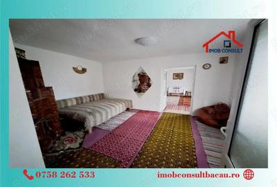 Casă cu 2 camere cu Teren 679 Mp în Central - 2