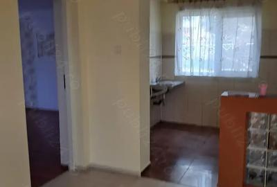 Vand casa cu teren in zona centrala Suceava - 2