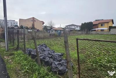 Teren de 653 mp, în Topraisar - 3